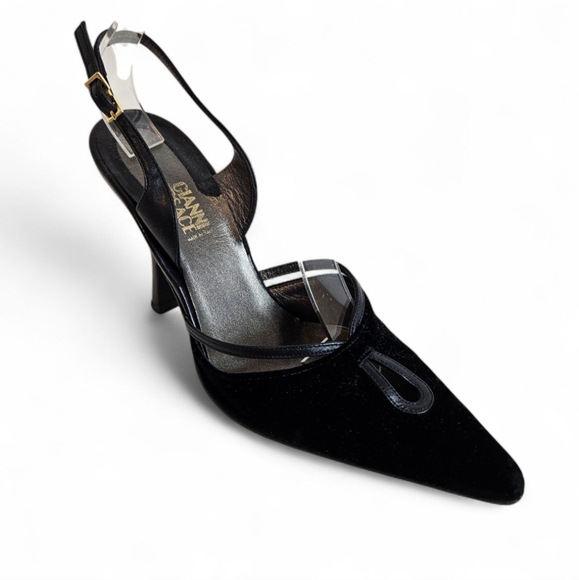 Versace Shoes - Gianni Versace Vintage Black Velvet Slingback Stiletto Heels 37